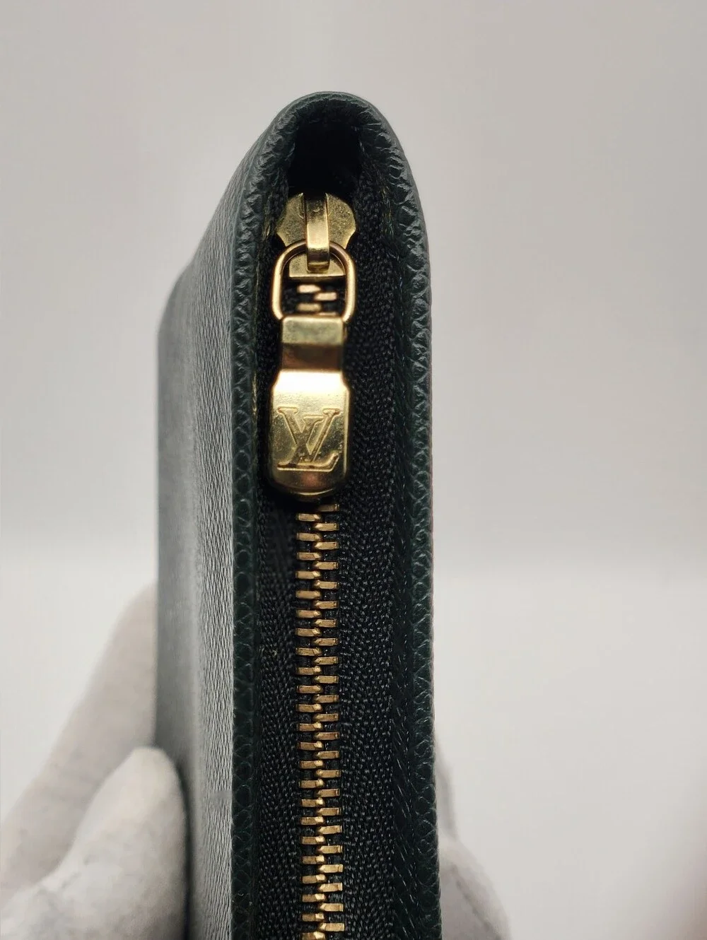 Louis Vuitton Compact Zip-around Bifold Wallet In Taiga Leather With Dustbag